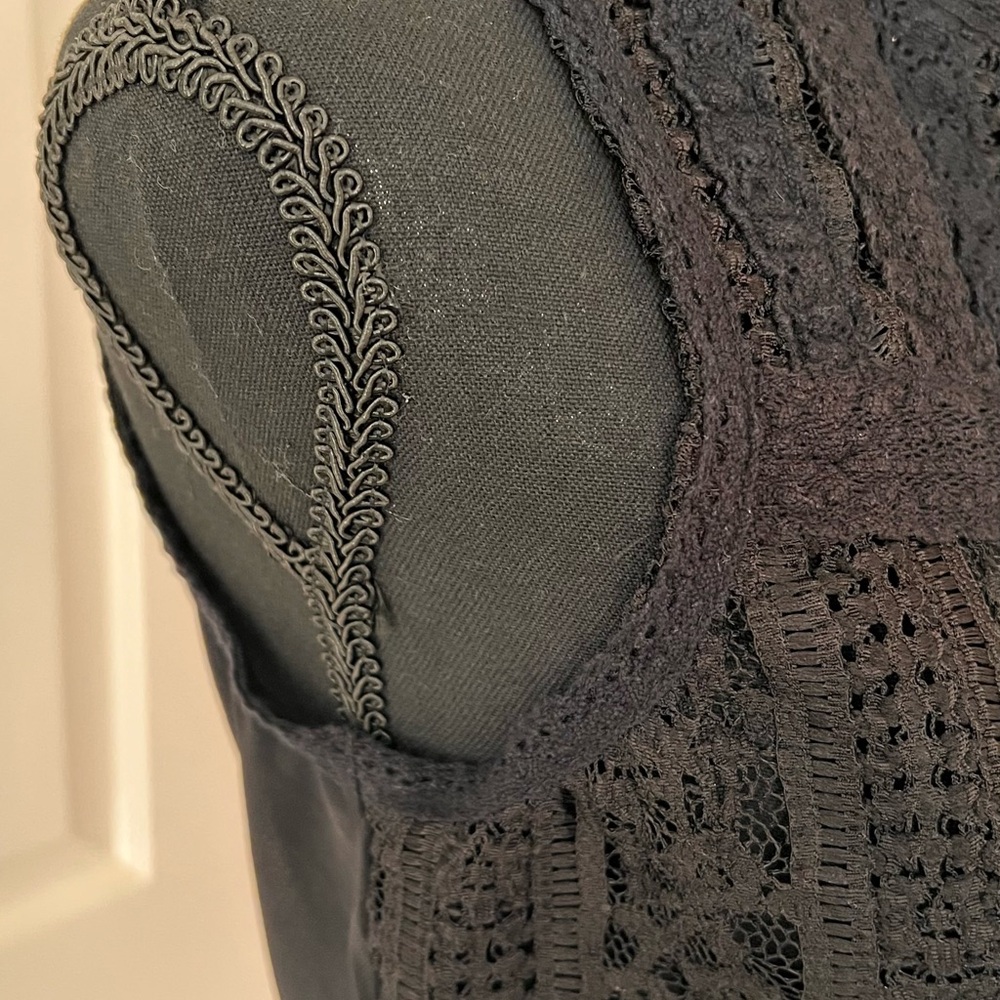 Free People Elegant Black Lace Tank Top - Picture 8 of 13